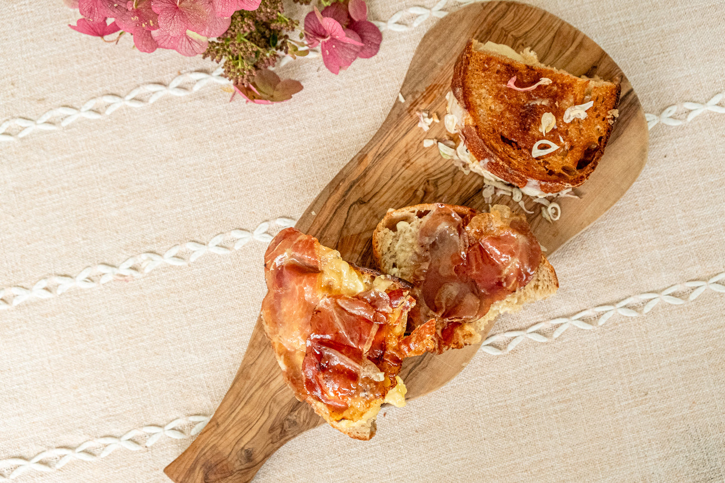 CHEESY - 50 Boards & Recipes — Farideh Sadeghin